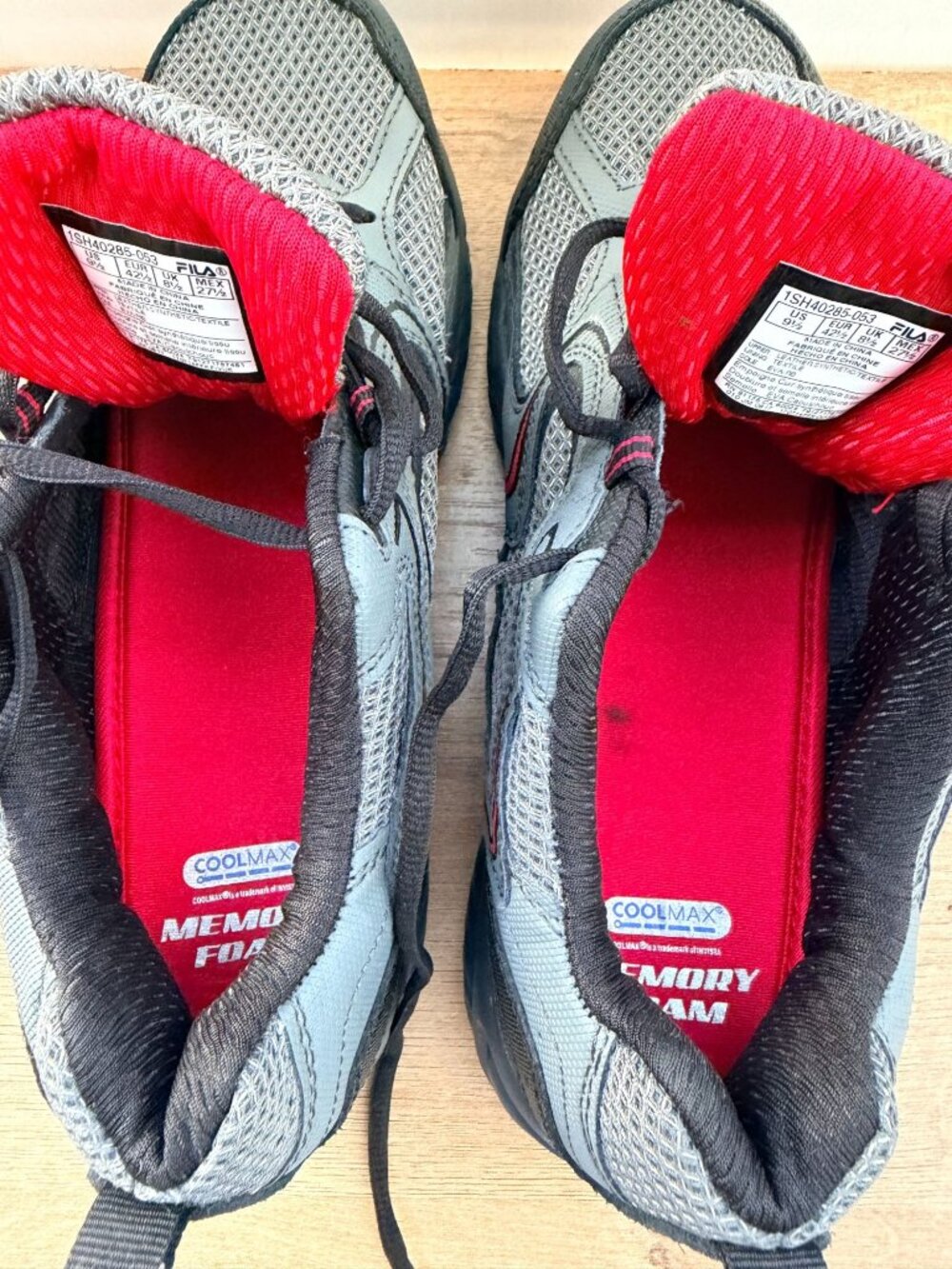 Fila Memory Foam Coolmax Athletic Sneakers Gray Red Men’s Size 9.5 - Picture 12 of 15